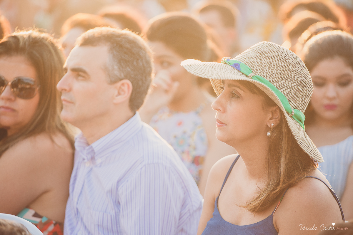 fotos de inspiração para casamento na praia, durante o dia, em Serra ES, Manguinhos, fotos de casamento dos sonhos na praia, Mayara e Allan, casamento durante a luz do dia, fotos de casamento na praia