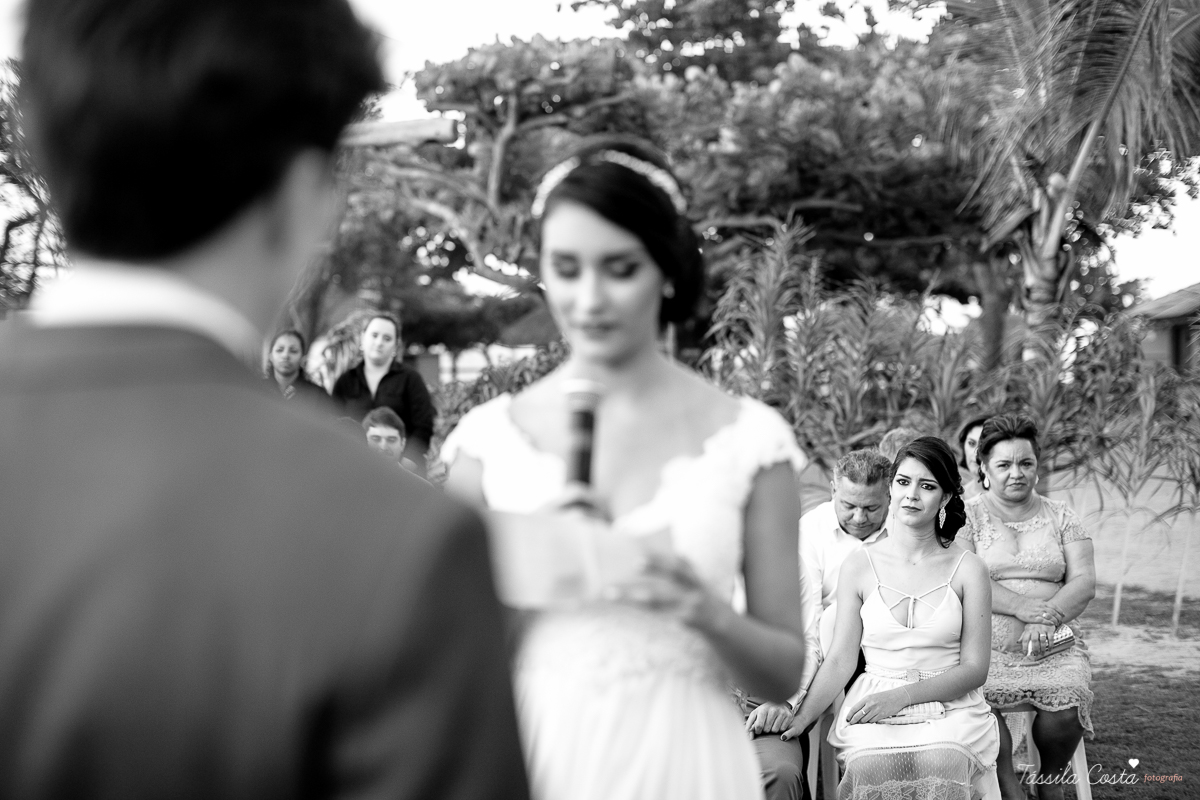 fotos de inspiração para casamento na praia, durante o dia, em Serra ES, Manguinhos, fotos de casamento dos sonhos na praia, Mayara e Allan, casamento durante a luz do dia, fotos de casamento na praia
