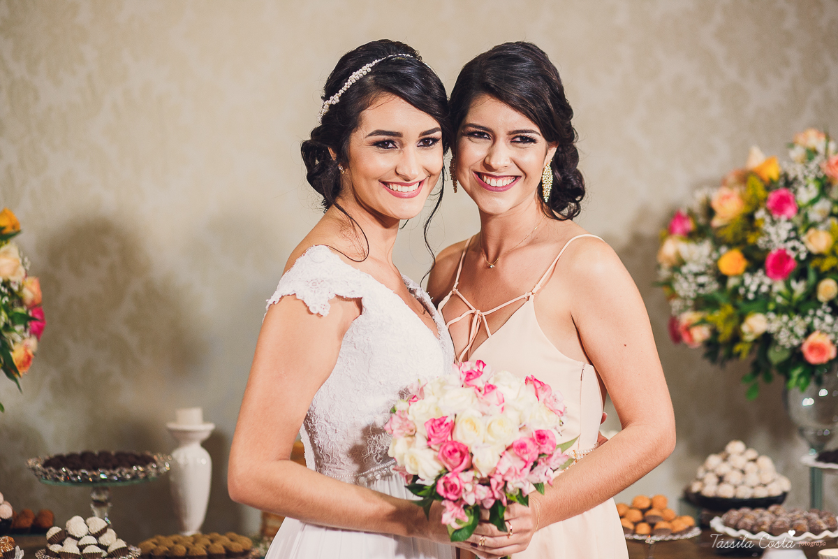 fotos de inspiração para casamento na praia, durante o dia, em Serra ES, Manguinhos, fotos de casamento dos sonhos na praia, Mayara e Allan, casamento durante a luz do dia, fotos de casamento na praia