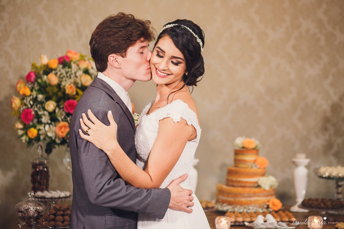 fotos de inspiração para casamento na praia, durante o dia, em Serra ES, Manguinhos, fotos de casamento dos sonhos na praia, Mayara e Allan, casamento durante a luz do dia, fotos de casamento na praia