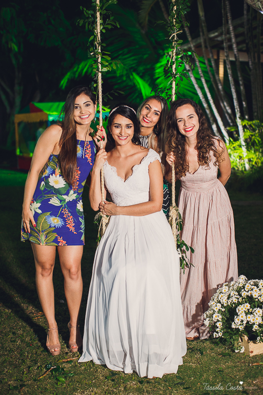 fotos de inspiração para casamento na praia, durante o dia, em Serra ES, Manguinhos, fotos de casamento dos sonhos na praia, Mayara e Allan, casamento durante a luz do dia, fotos de casamento na praia