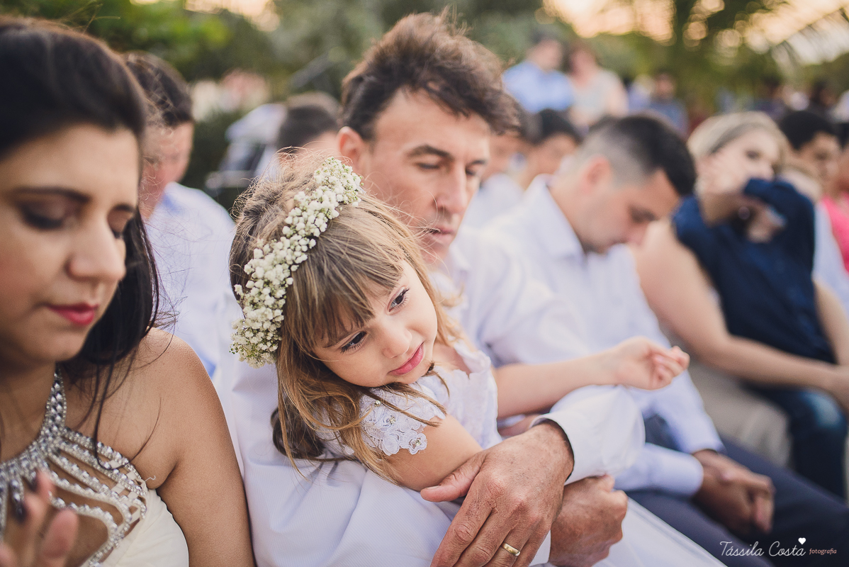 fotos de inspiração para casamento na praia, durante o dia, em Serra ES, Manguinhos, fotos de casamento dos sonhos na praia, Mayara e Allan, casamento durante a luz do dia, fotos de casamento na praia