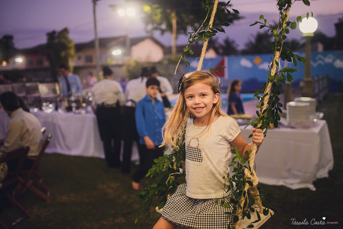 fotos de inspiração para casamento na praia, durante o dia, em Serra ES, Manguinhos, fotos de casamento dos sonhos na praia, Mayara e Allan, casamento durante a luz do dia, fotos de casamento na praia