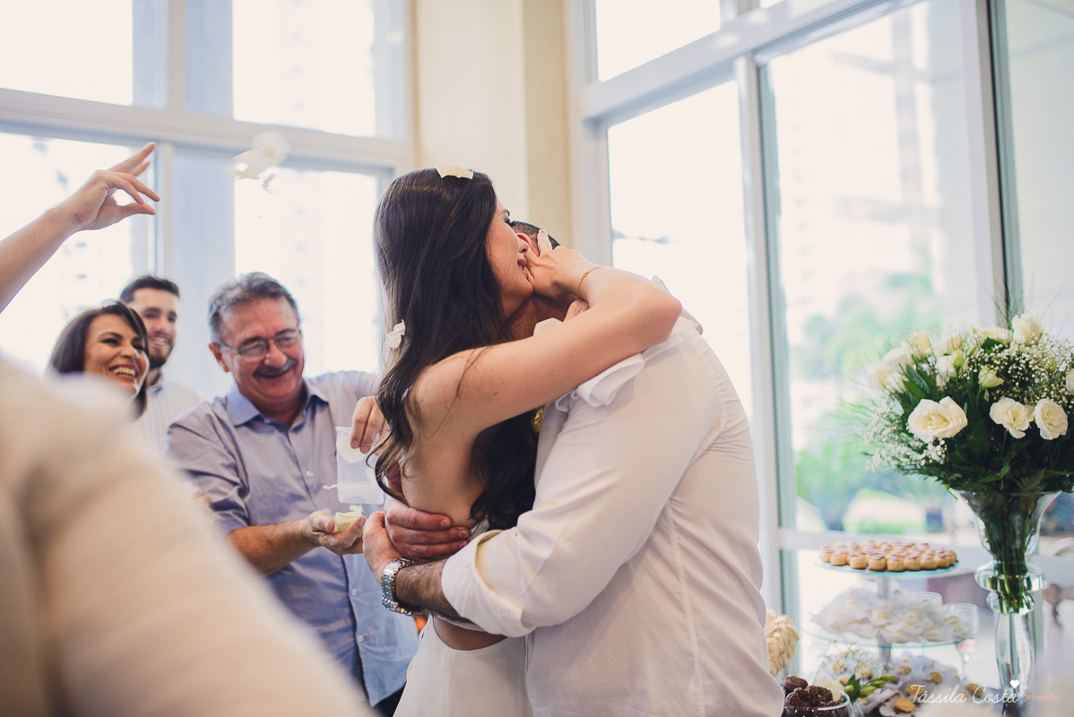 foto de casamento em vitoria - es, fotografo de casamento em vitoria, foto de casamento em vila velha, fotografo de casamento es, tassila costa, tassila costa fotografia, casamento no espirito santo, vitoria es, noivos apaixonados, mini wedding, casamento