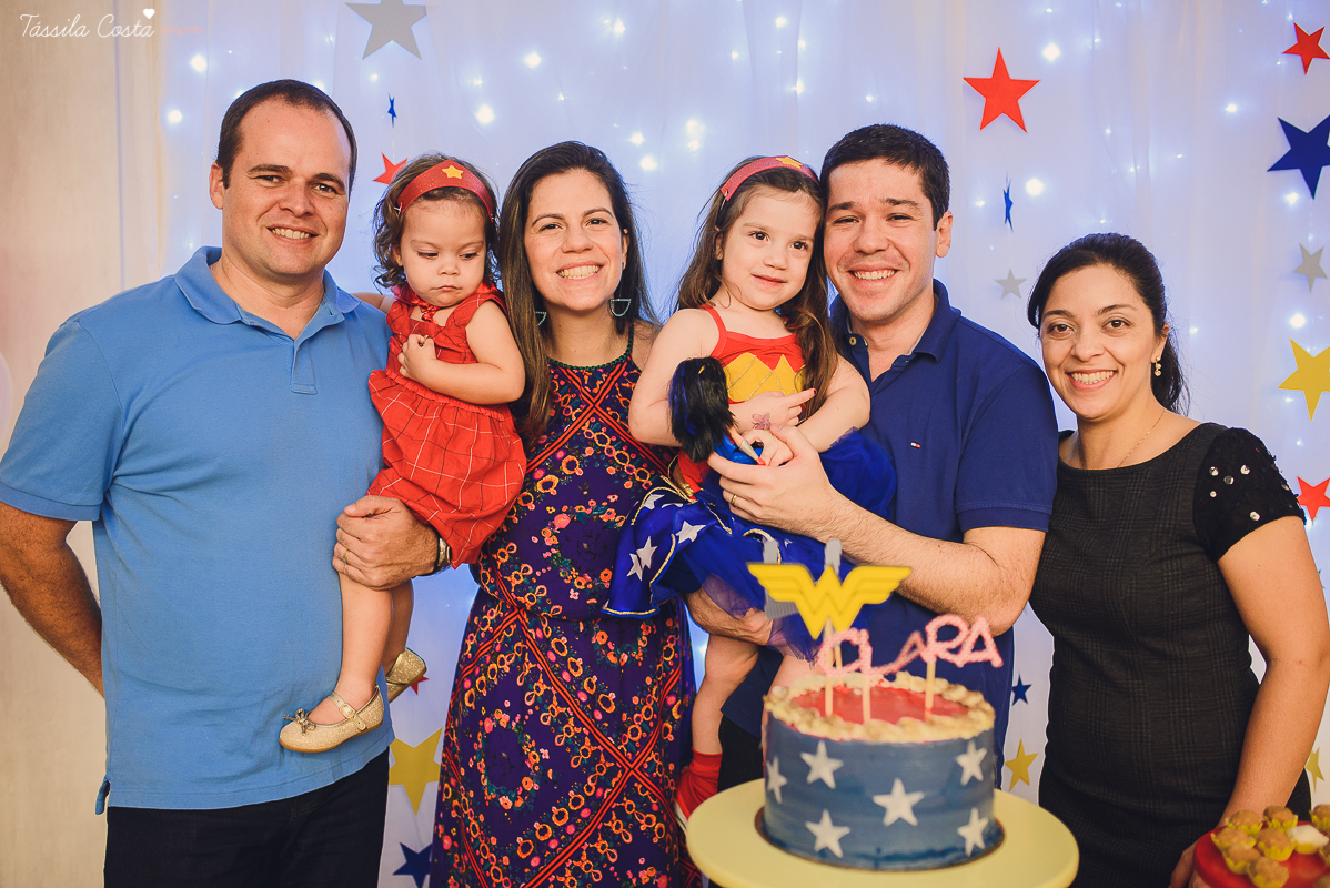 festa no tema mulher maravilha, fotografada e filmada em vitória es, filmagem de aniversário infantil em vitoria es, clipe da festa, filmagem e fotografia de casamento em vila velha