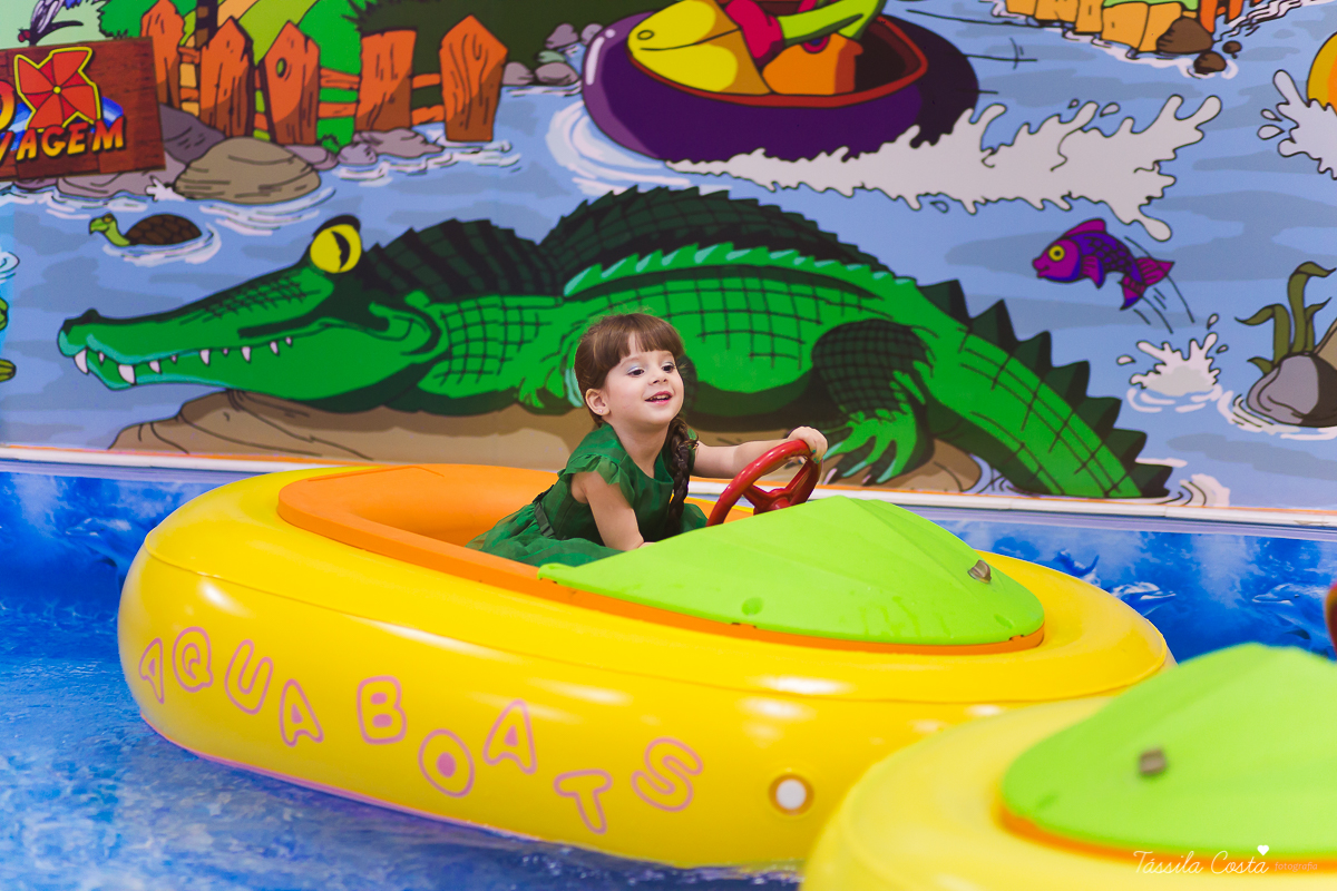 aniversário dos sonhos em vila velha es, buffet e cerimonial infantil em vila velha Catavento, rodovia do sol, praia de itaparica, tema frozen, luisa 3 anos, decoracao de aniversario de menina