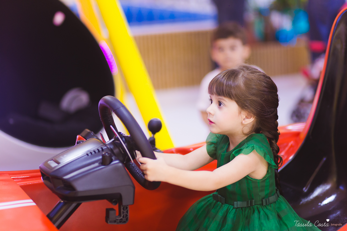 aniversário dos sonhos em vila velha es, buffet e cerimonial infantil em vila velha Catavento, rodovia do sol, praia de itaparica, tema frozen, luisa 3 anos, decoracao de aniversario de menina