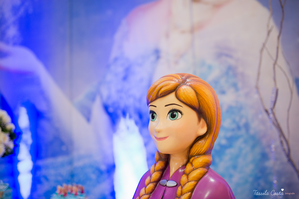 aniversário dos sonhos em vila velha es, buffet e cerimonial infantil em vila velha Catavento, rodovia do sol, praia de itaparica, tema frozen, luisa 3 anos, decoracao de aniversario de menina