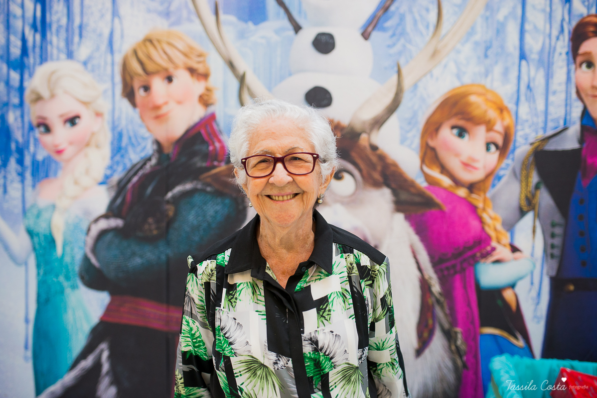 aniversário dos sonhos em vila velha es, buffet e cerimonial infantil em vila velha Catavento, rodovia do sol, praia de itaparica, tema frozen, luisa 3 anos, decoracao de aniversario de menina