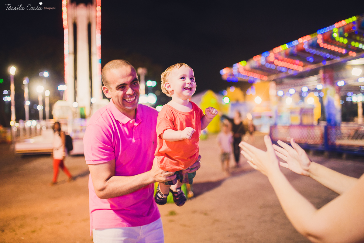 tassila costa, tassila fotografia, tassila costa fotografia, tassilacfotografia, ensaio do Miguel, ensaio pre aniversario, fotos no parque de diversoes, parque de diversoes, espirito santo, foto de familia, bebe lindo, bebe fotogenico, foto linda, amores,