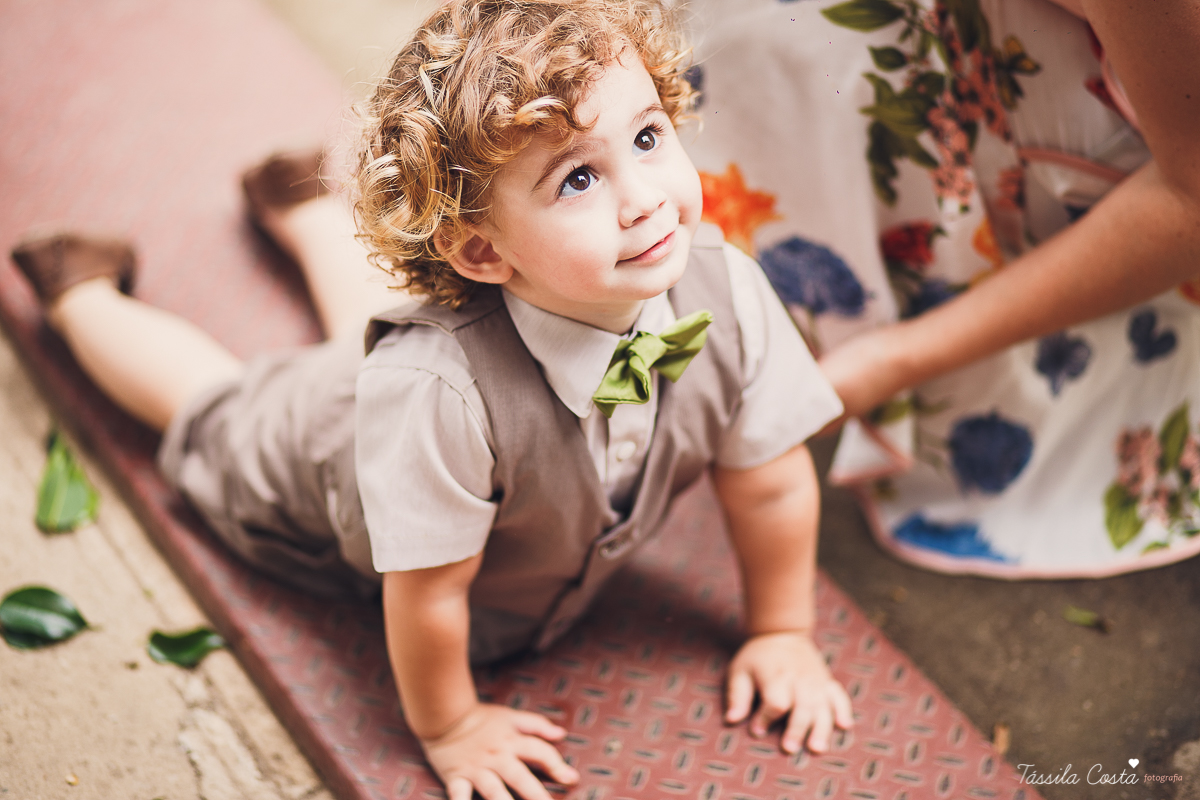 festa de menino, no tema safari, decoração infantil com luzes, miguel 2 anos, filho da cerimonialista daieny fasolo, 2 anos, festa safari, tássila costa