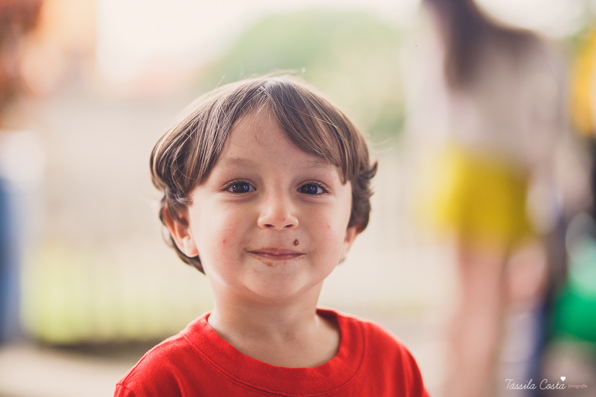 festa de menino, no tema safari, decoração infantil com luzes, miguel 2 anos, filho da cerimonialista daieny fasolo, 2 anos, festa safari, tássila costa