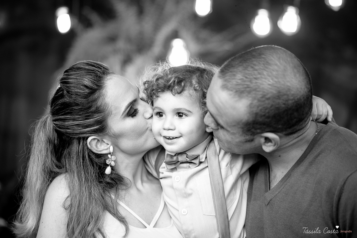 festa de menino, no tema safari, decoração infantil com luzes, miguel 2 anos, filho da cerimonialista daieny fasolo, 2 anos, festa safari, tássila costa