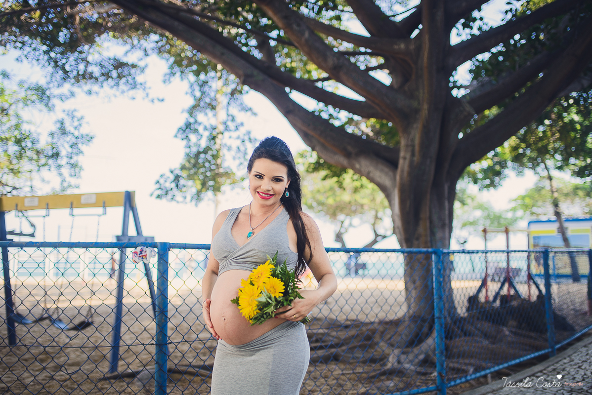 gravida em vila velha, foto criativa de gravida, foto no espirito santo, fotografo em vitoria,  fotografia em vitoria, fotografo em vila velha, fotos em vila velha, tassilacfotografia, tassilafoto, foto de gestante, poses para foto de gravida, gravidez es