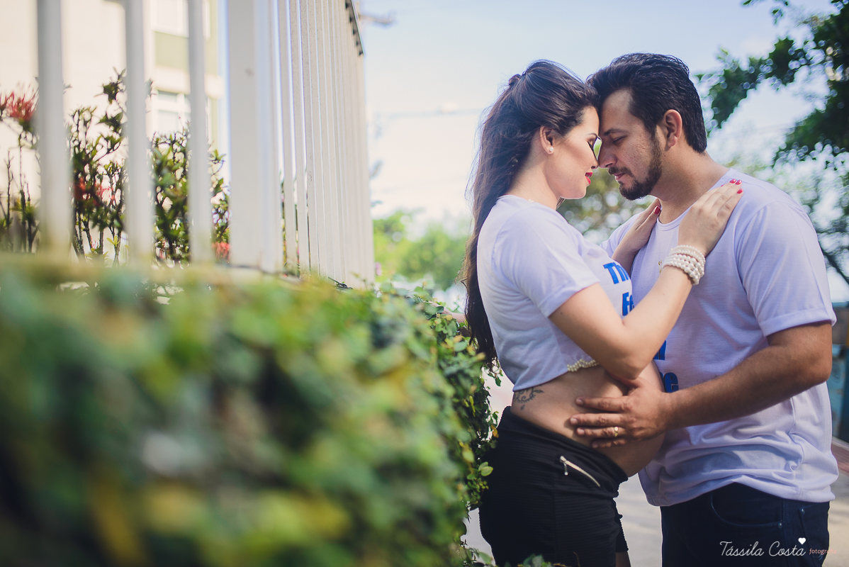 gravida em vila velha, foto criativa de gravida, foto no espirito santo, fotografo em vitoria,  fotografia em vitoria, fotografo em vila velha, fotos em vila velha, tassilacfotografia, tassilafoto, foto de gestante, poses para foto de gravida, gravidez es