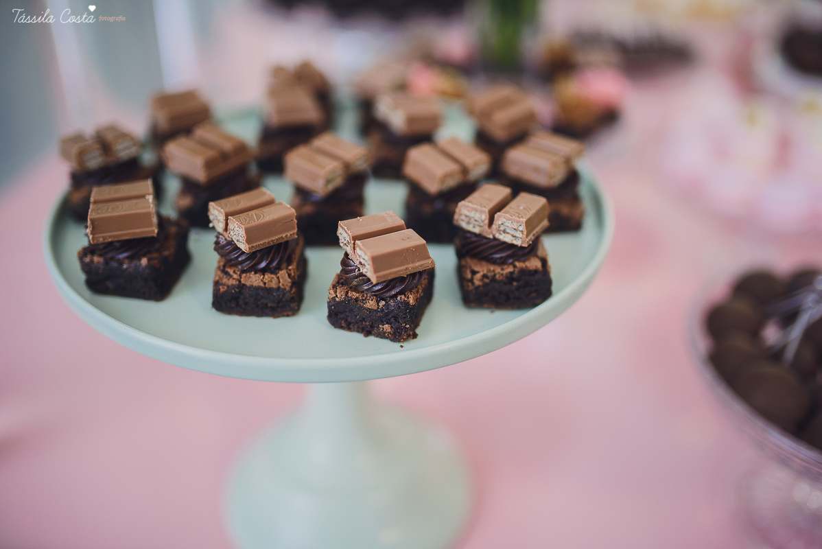 FESTA DA LÍVIA TORRES, NO MORRO DO MORENO, FAMILIA TORRES, FORTLEV, DECORAÇÃO BY CAMILA SARMENTO, BOLO MICHELLIX, TÁSSILA COSTA FOTOGRAFIA