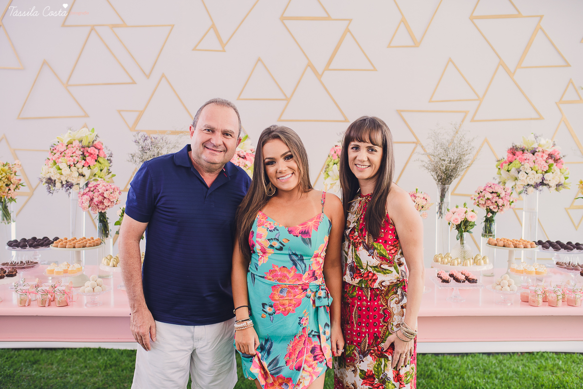 FESTA DA LÍVIA TORRES, NO MORRO DO MORENO, FAMILIA TORRES, FORTLEV, DECORAÇÃO BY CAMILA SARMENTO, BOLO MICHELLIX, TÁSSILA COSTA FOTOGRAFIA