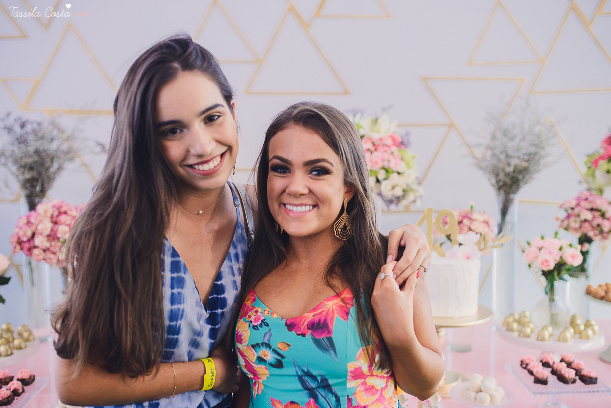 FESTA DA LÍVIA TORRES, NO MORRO DO MORENO, FAMILIA TORRES, FORTLEV, DECORAÇÃO BY CAMILA SARMENTO, BOLO MICHELLIX, TÁSSILA COSTA FOTOGRAFIA