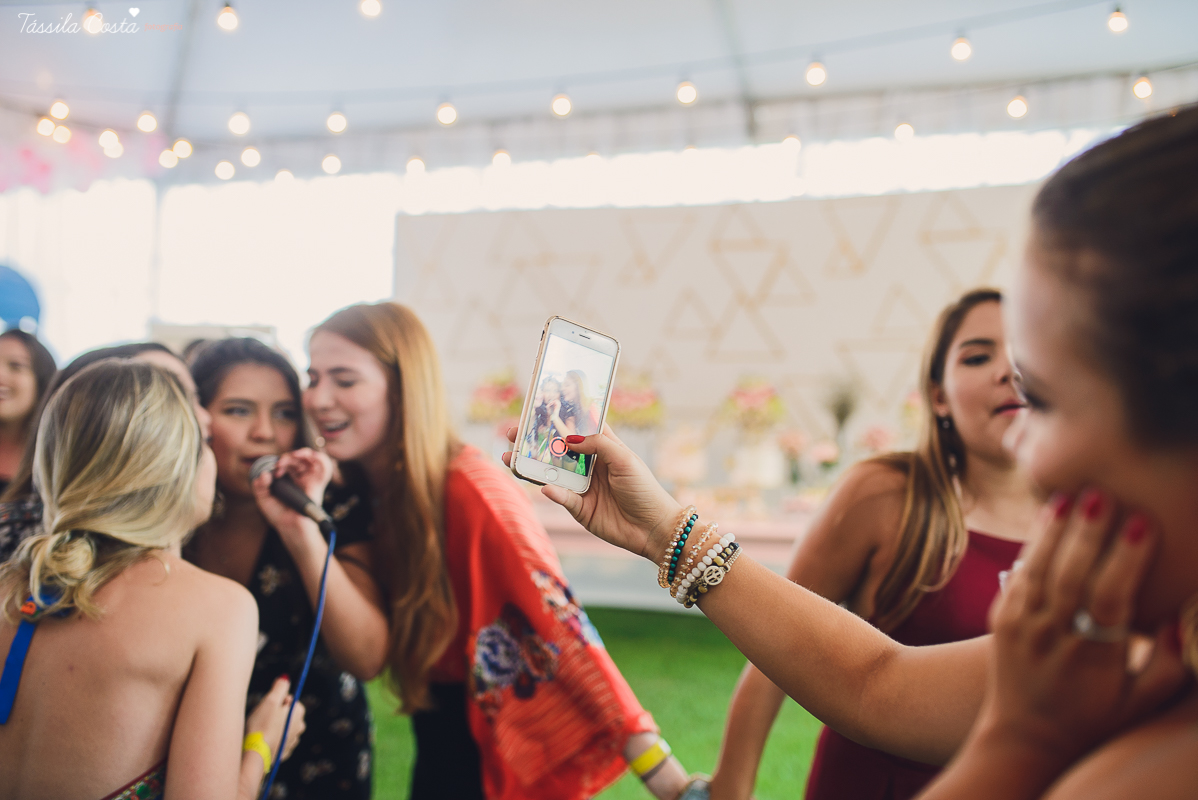 FESTA DA LÍVIA TORRES, NO MORRO DO MORENO, FAMILIA TORRES, FORTLEV, DECORAÇÃO BY CAMILA SARMENTO, BOLO MICHELLIX, TÁSSILA COSTA FOTOGRAFIA