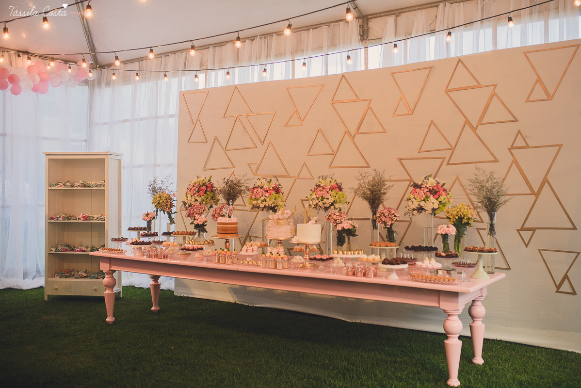 FESTA DA LÍVIA TORRES, NO MORRO DO MORENO, FAMILIA TORRES, FORTLEV, DECORAÇÃO BY CAMILA SARMENTO, BOLO MICHELLIX, TÁSSILA COSTA FOTOGRAFIA