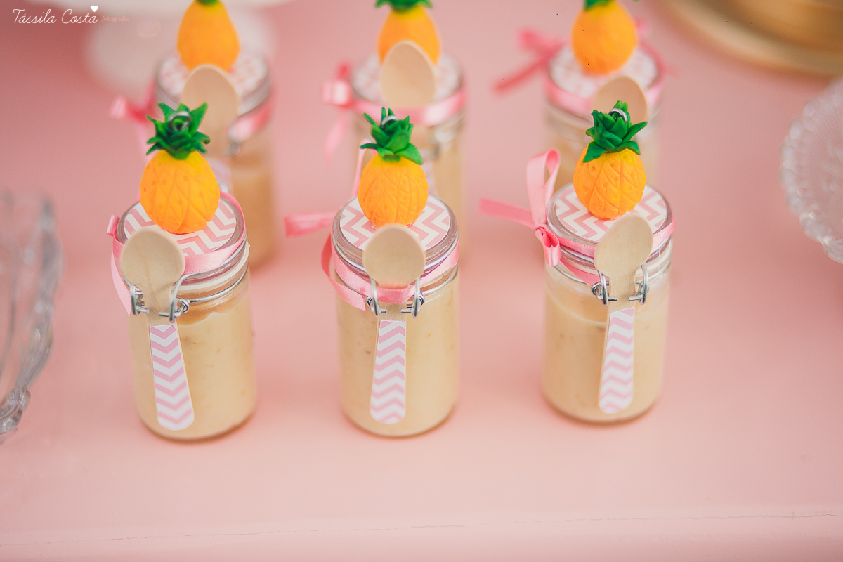 FESTA DA LÍVIA TORRES, NO MORRO DO MORENO, FAMILIA TORRES, FORTLEV, DECORAÇÃO BY CAMILA SARMENTO, BOLO MICHELLIX, TÁSSILA COSTA FOTOGRAFIA