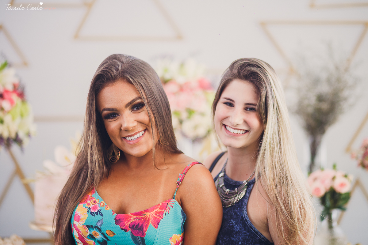 FESTA DA LÍVIA TORRES, NO MORRO DO MORENO, FAMILIA TORRES, FORTLEV, DECORAÇÃO BY CAMILA SARMENTO, BOLO MICHELLIX, TÁSSILA COSTA FOTOGRAFIA