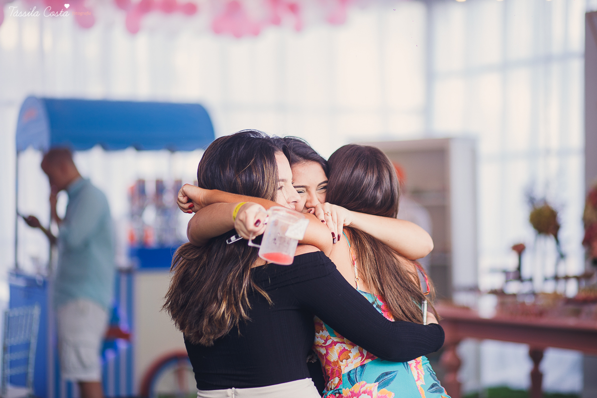FESTA DA LÍVIA TORRES, NO MORRO DO MORENO, FAMILIA TORRES, FORTLEV, DECORAÇÃO BY CAMILA SARMENTO, BOLO MICHELLIX, TÁSSILA COSTA FOTOGRAFIA