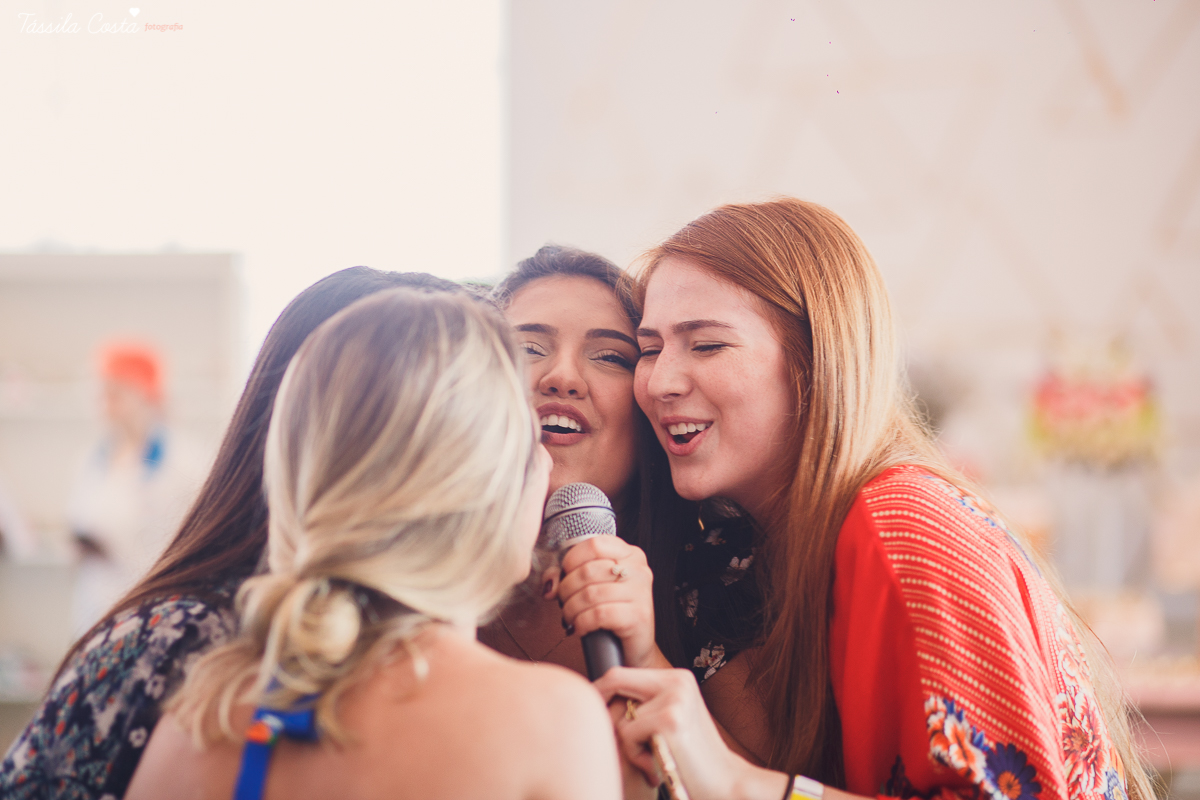 FESTA DA LÍVIA TORRES, NO MORRO DO MORENO, FAMILIA TORRES, FORTLEV, DECORAÇÃO BY CAMILA SARMENTO, BOLO MICHELLIX, TÁSSILA COSTA FOTOGRAFIA