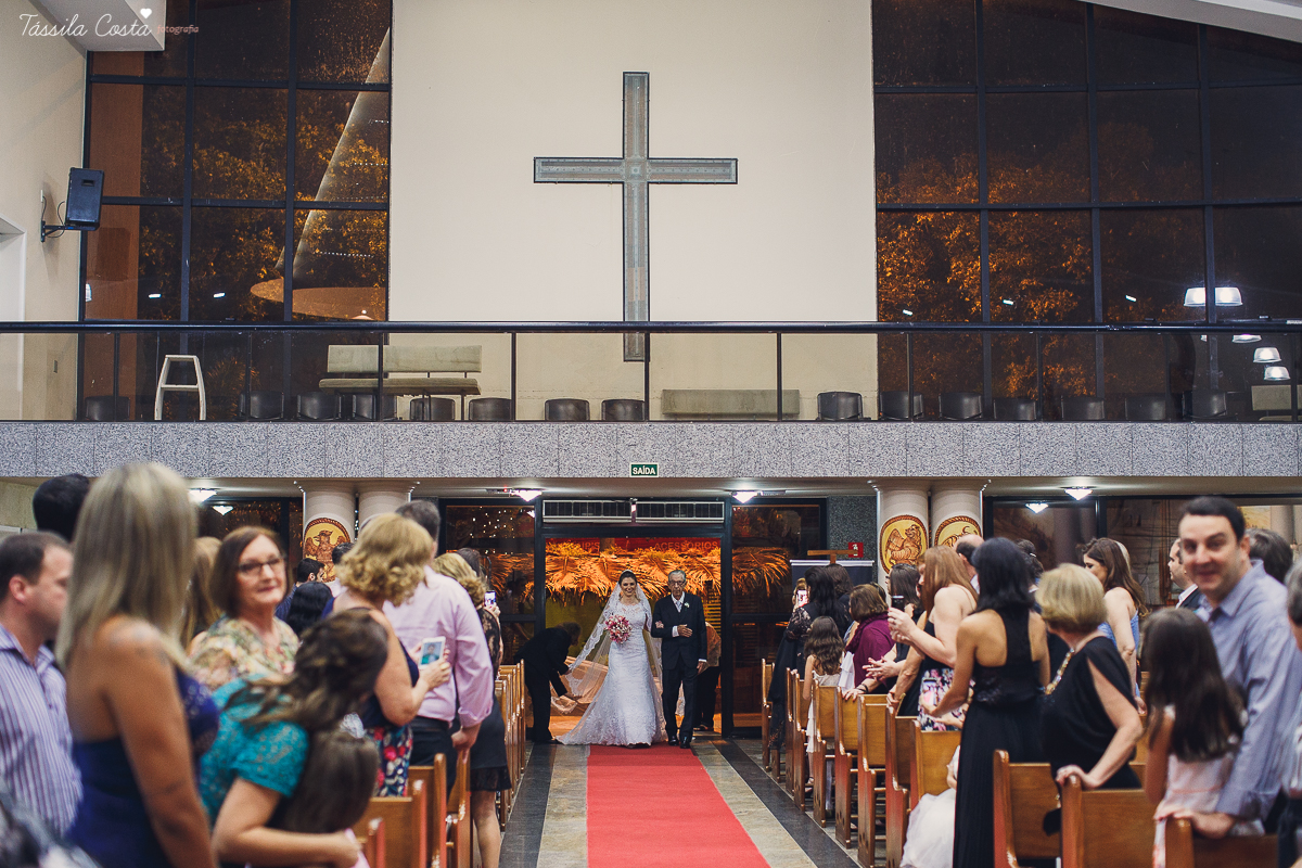 casamento lindo, em vitória es, do professor de publicidade da faculdade Faesa Gustavo, Guga, e a dentista Juliana, na Igreja Cristo Redentor, em Goiabeiras, em Vitória ES