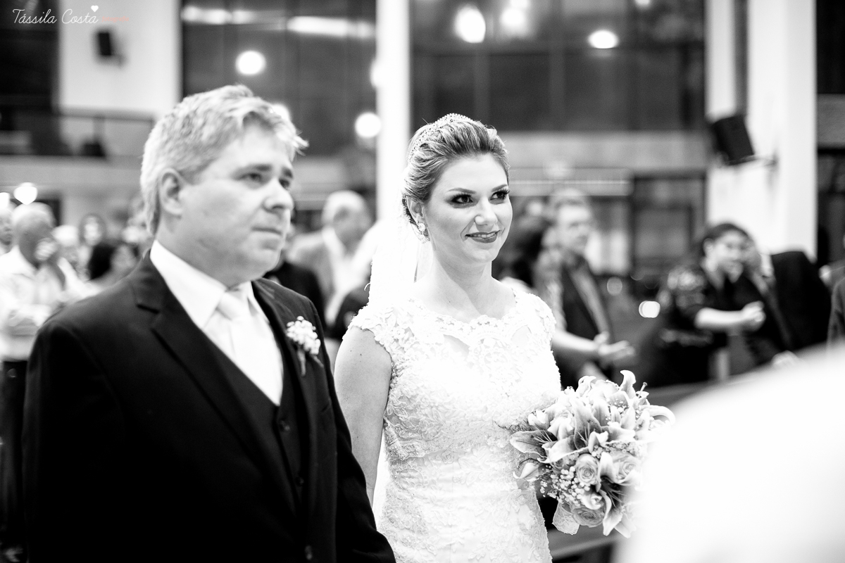 casamento lindo, em vitória es, do professor de publicidade da faculdade Faesa Gustavo, Guga, e a dentista Juliana, na Igreja Cristo Redentor, em Goiabeiras, em Vitória ES
