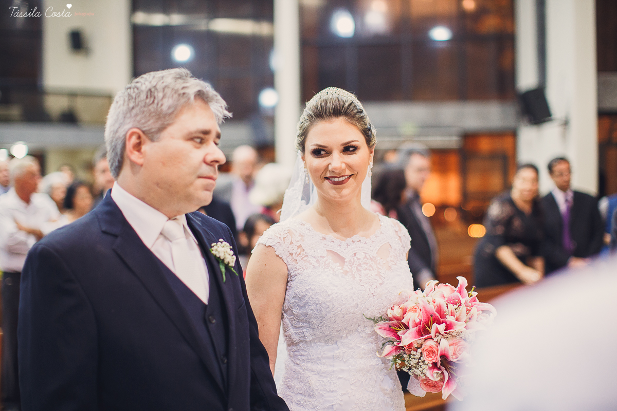casamento lindo, em vitória es, do professor de publicidade da faculdade Faesa Gustavo, Guga, e a dentista Juliana, na Igreja Cristo Redentor, em Goiabeiras, em Vitória ES