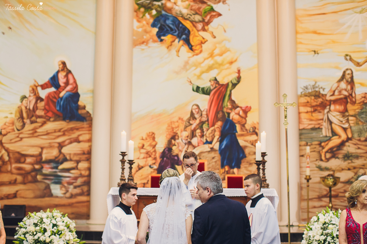 casamento lindo, em vitória es, do professor de publicidade da faculdade Faesa Gustavo, Guga, e a dentista Juliana, na Igreja Cristo Redentor, em Goiabeiras, em Vitória ES