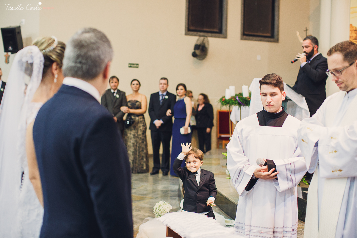 casamento lindo, em vitória es, do professor de publicidade da faculdade Faesa Gustavo, Guga, e a dentista Juliana, na Igreja Cristo Redentor, em Goiabeiras, em Vitória ES