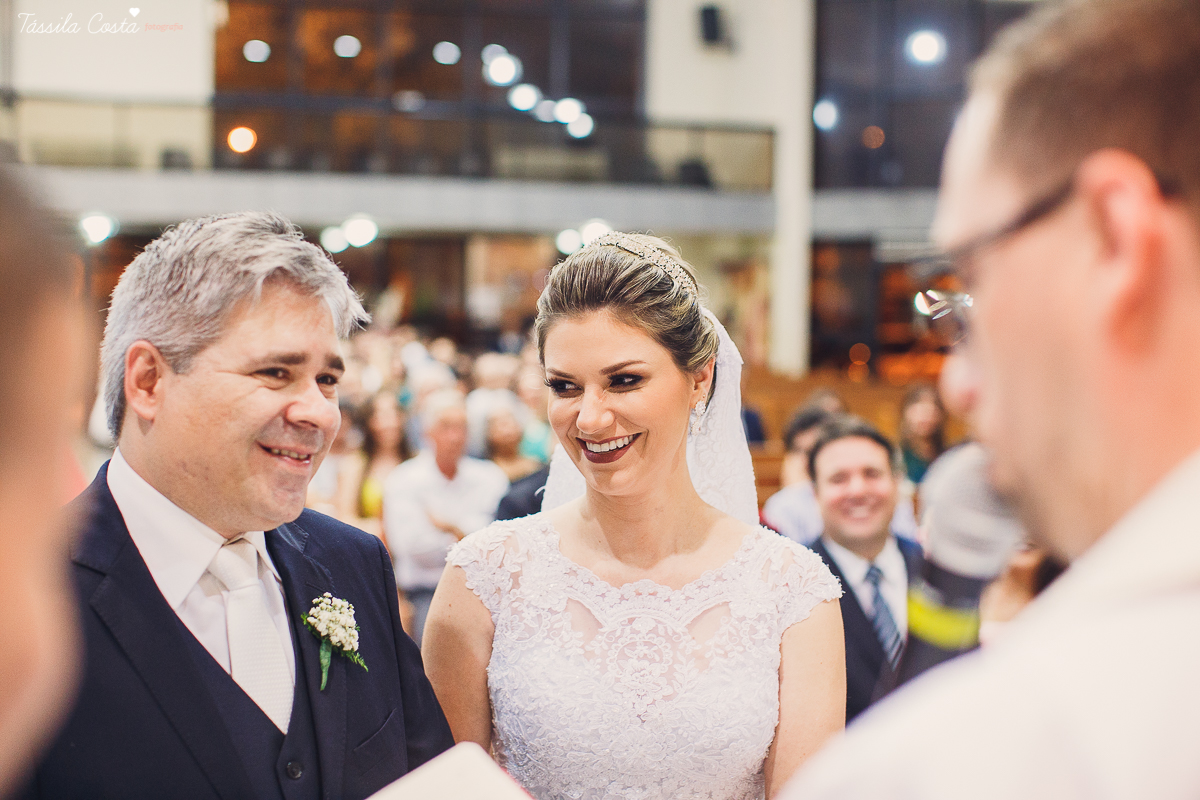 casamento lindo, em vitória es, do professor de publicidade da faculdade Faesa Gustavo, Guga, e a dentista Juliana, na Igreja Cristo Redentor, em Goiabeiras, em Vitória ES