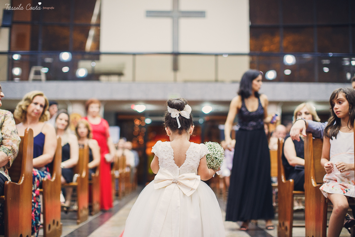 casamento lindo, em vitória es, do professor de publicidade da faculdade Faesa Gustavo, Guga, e a dentista Juliana, na Igreja Cristo Redentor, em Goiabeiras, em Vitória ES