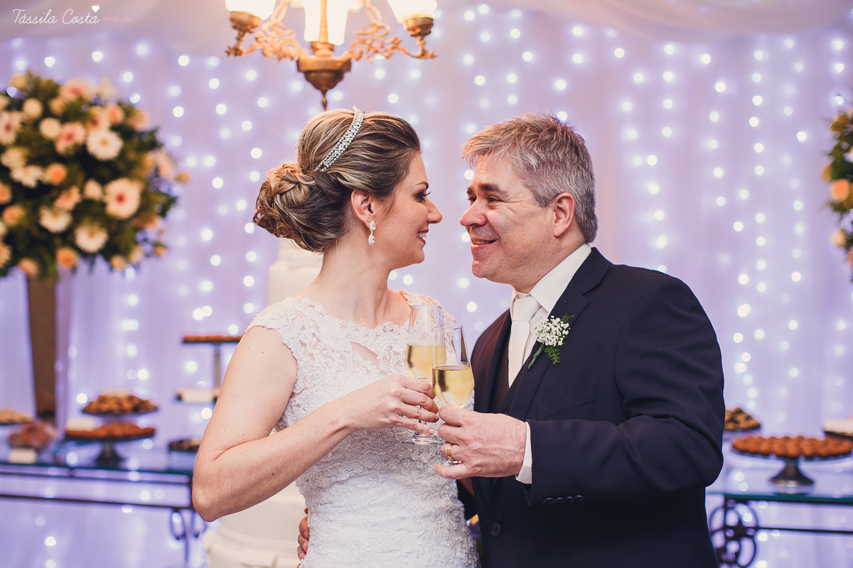 casamento lindo, em vitória es, do professor de publicidade da faculdade Faesa Gustavo, Guga, e a dentista Juliana, na Igreja Cristo Redentor, em Goiabeiras, em Vitória ES