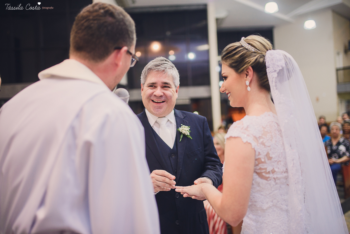 casamento lindo, em vitória es, do professor de publicidade da faculdade Faesa Gustavo, Guga, e a dentista Juliana, na Igreja Cristo Redentor, em Goiabeiras, em Vitória ES