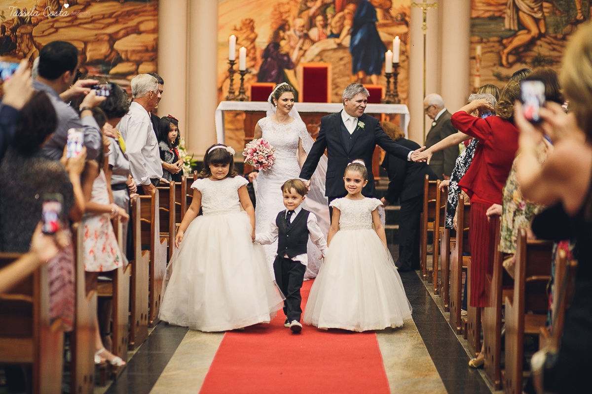 casamento lindo, em vitória es, do professor de publicidade da faculdade Faesa Gustavo, Guga, e a dentista Juliana, na Igreja Cristo Redentor, em Goiabeiras, em Vitória ES