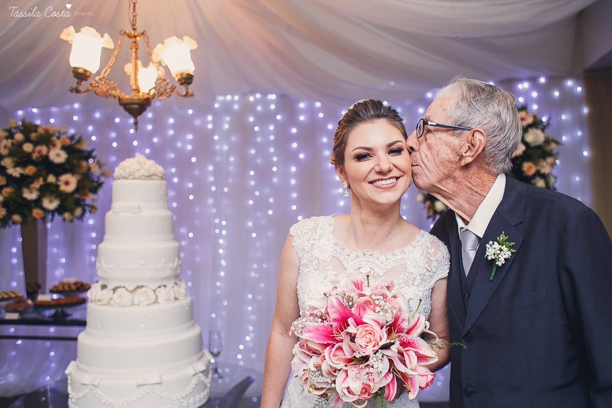 casamento lindo, em vitória es, do professor de publicidade da faculdade Faesa Gustavo, Guga, e a dentista Juliana, na Igreja Cristo Redentor, em Goiabeiras, em Vitória ES