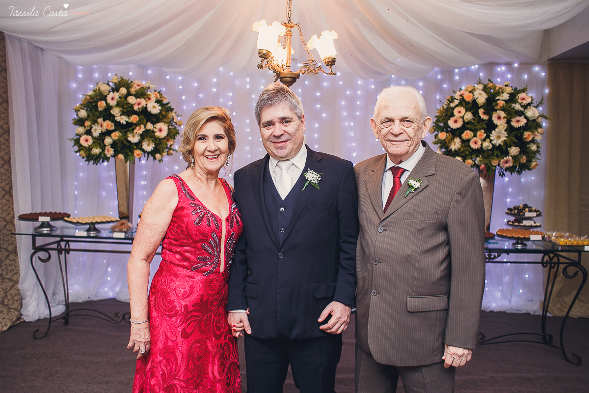 casamento lindo, em vitória es, do professor de publicidade da faculdade Faesa Gustavo, Guga, e a dentista Juliana, na Igreja Cristo Redentor, em Goiabeiras, em Vitória ES