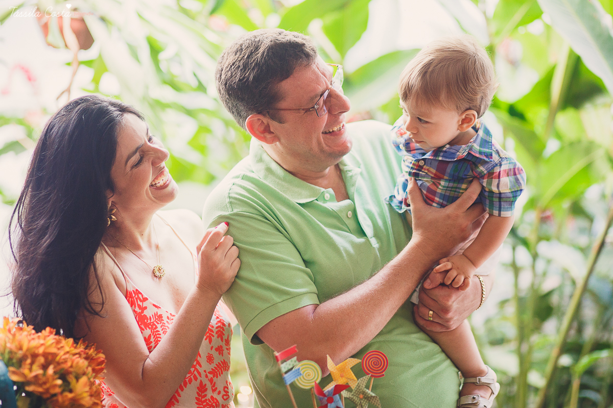 festa infantil na casa da vó, no bairro Ilha do Frade, família Tommasi, Loratórios Tommasi, Vitória ES, decoração Ipê Amarelo Festas, Filmagem Mano Birck
