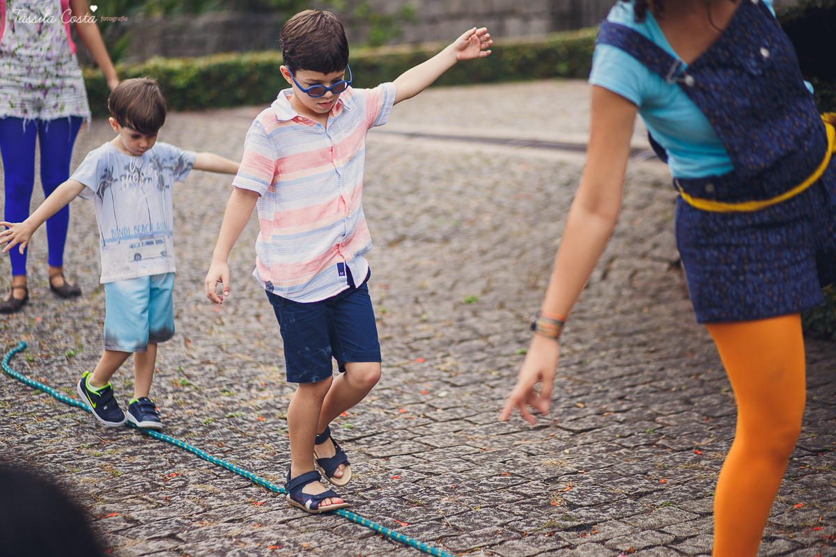 festa infantil na casa da vó, no bairro Ilha do Frade, família Tommasi, Loratórios Tommasi, Vitória ES, decoração Ipê Amarelo Festas, Filmagem Mano Birck