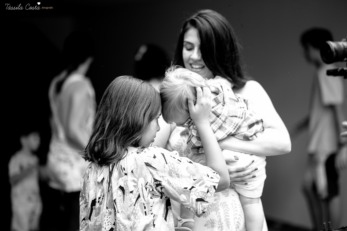 festa infantil na casa da vó, no bairro Ilha do Frade, família Tommasi, Loratórios Tommasi, Vitória ES, decoração Ipê Amarelo Festas, Filmagem Mano Birck