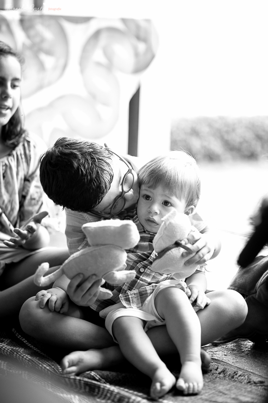 festa infantil na casa da vó, no bairro Ilha do Frade, família Tommasi, Loratórios Tommasi, Vitória ES, decoração Ipê Amarelo Festas, Filmagem Mano Birck