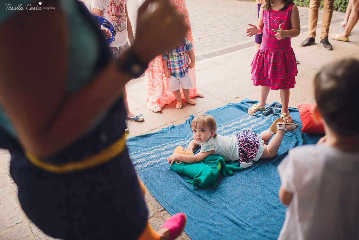 festa infantil na casa da vó, no bairro Ilha do Frade, família Tommasi, Loratórios Tommasi, Vitória ES, decoração Ipê Amarelo Festas, Filmagem Mano Birck