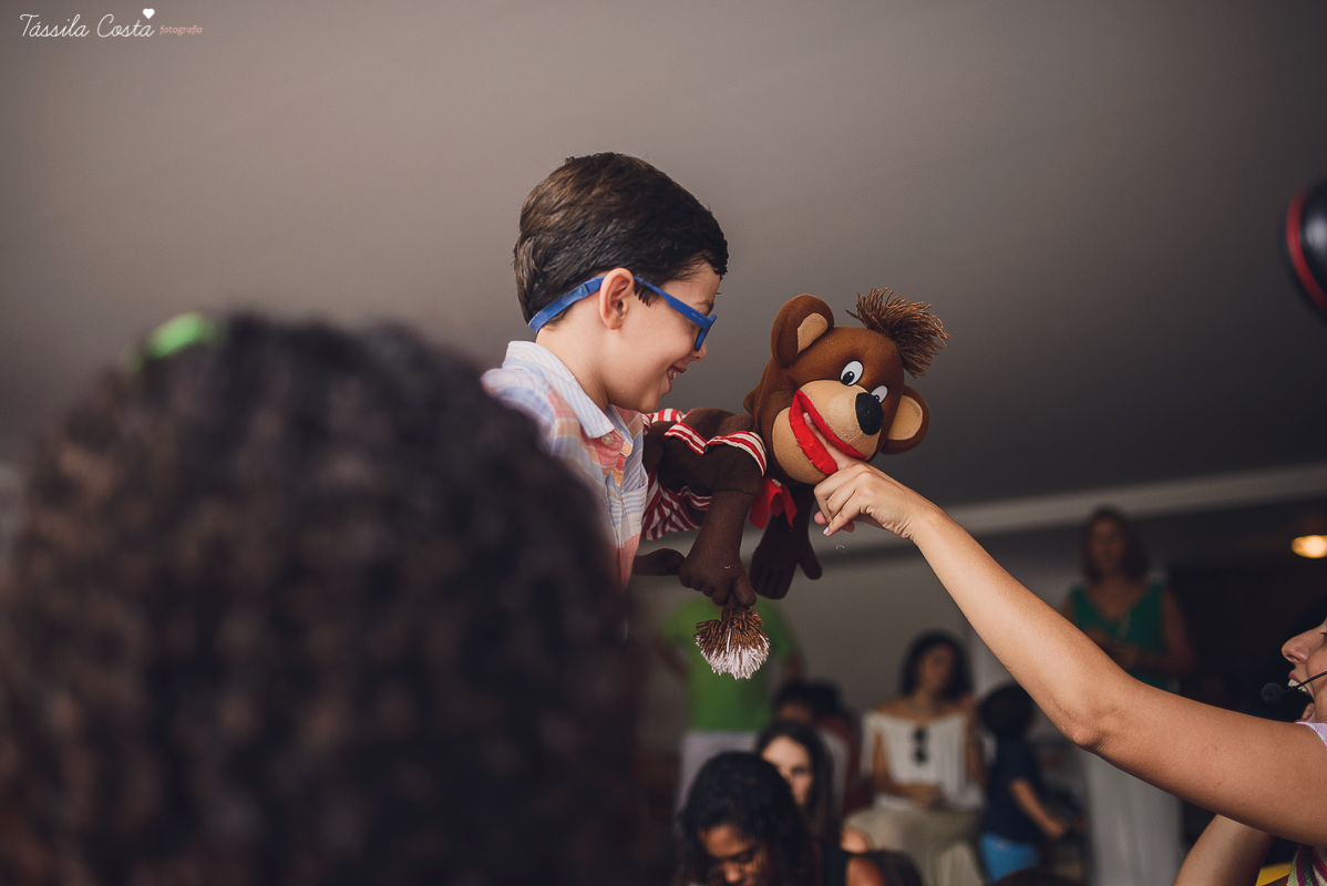 festa infantil na casa da vó, no bairro Ilha do Frade, família Tommasi, Loratórios Tommasi, Vitória ES, decoração Ipê Amarelo Festas, Filmagem Mano Birck