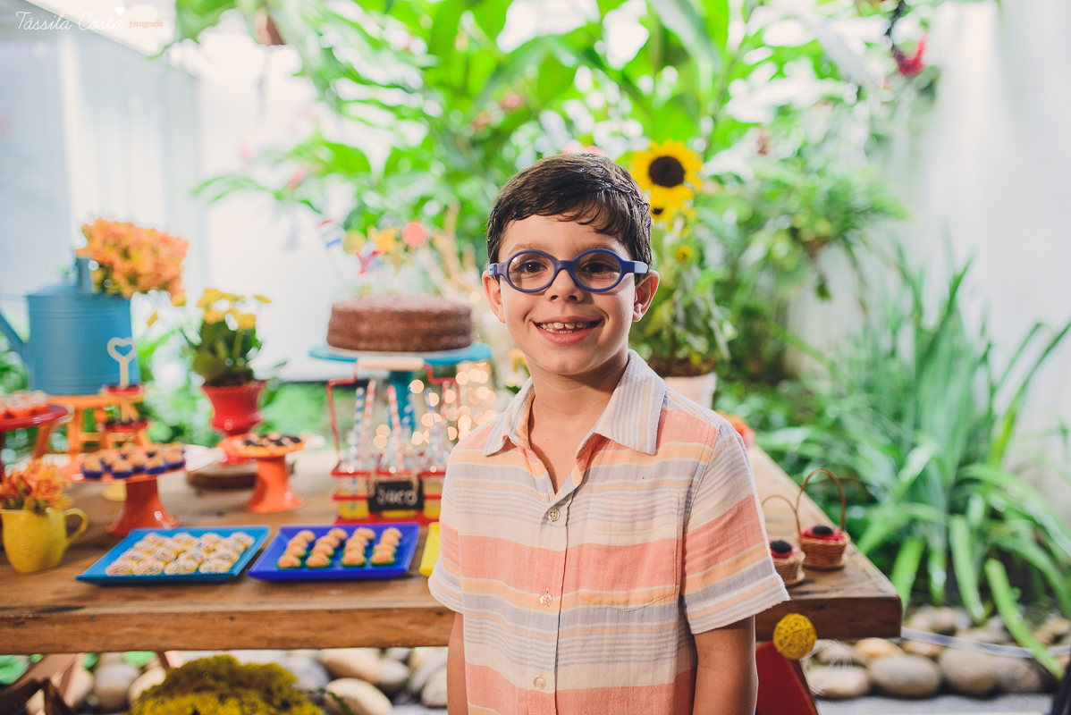 festa infantil na casa da vó, no bairro Ilha do Frade, família Tommasi, Loratórios Tommasi, Vitória ES, decoração Ipê Amarelo Festas, Filmagem Mano Birck