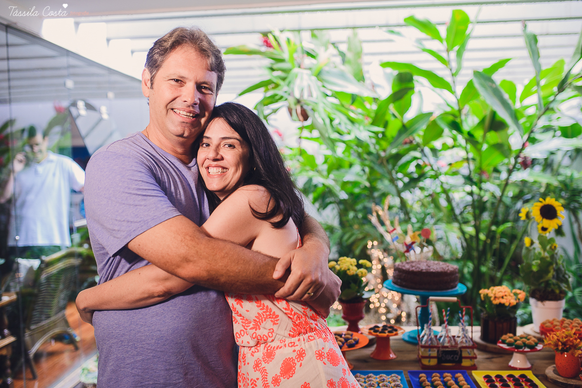 festa infantil na casa da vó, no bairro Ilha do Frade, família Tommasi, Loratórios Tommasi, Vitória ES, decoração Ipê Amarelo Festas, Filmagem Mano Birck