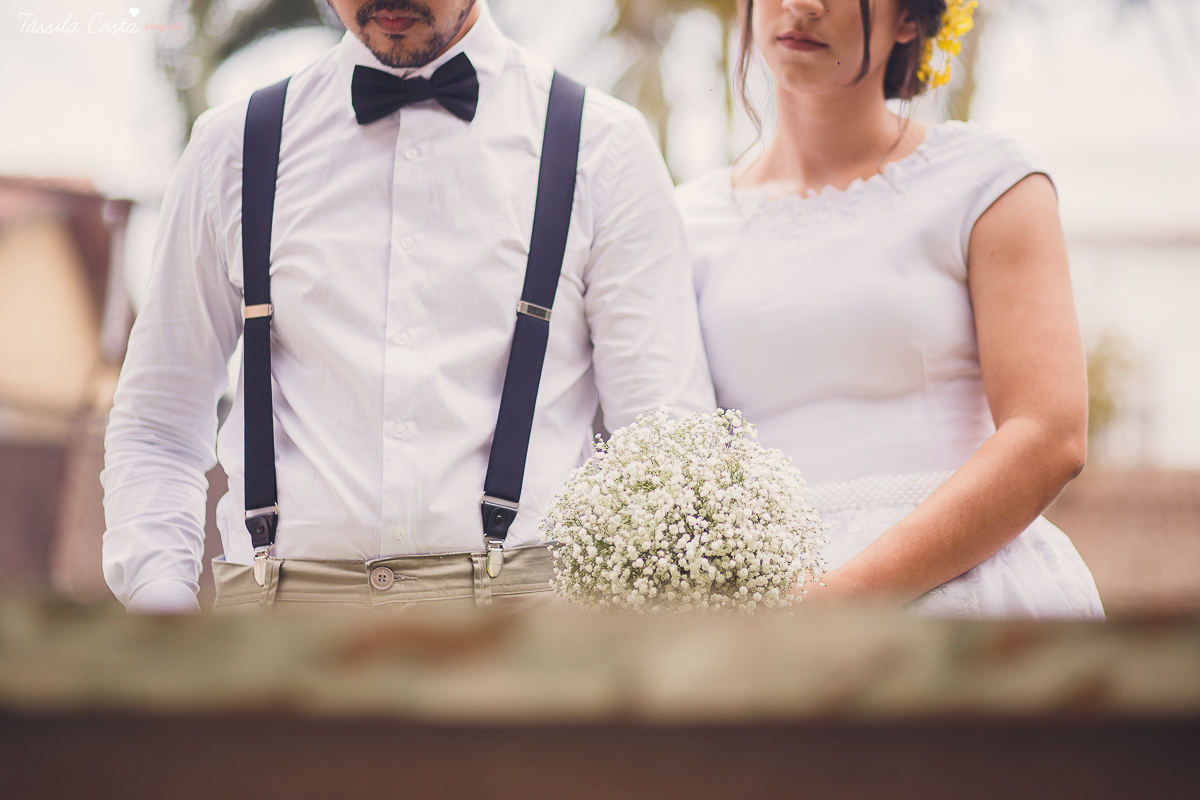 casamento em cobilândia, no cerimonial Aconchego, festa de dia, casamento de dia, decoração linda do casamento, noiva de vestido curto, maquiagem e cabelo da noiva Larrissa Rodrigues
