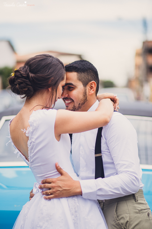 casamento em cobilândia, no cerimonial Aconchego, festa de dia, casamento de dia, decoração linda do casamento, noiva de vestido curto, maquiagem e cabelo da noiva Larrissa Rodrigues